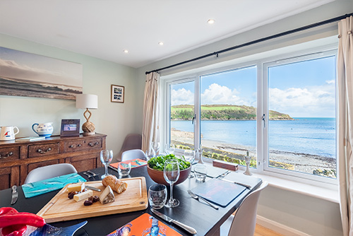 The Boathouse Gillan - Dining area with sea views